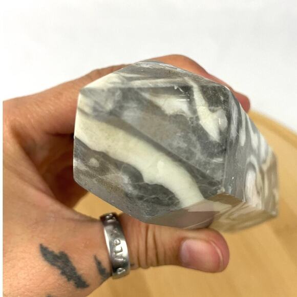 Zebra Jasper Crystal 5" Tall Natural Healing Stone Tower 467g - Picture 13 of 14